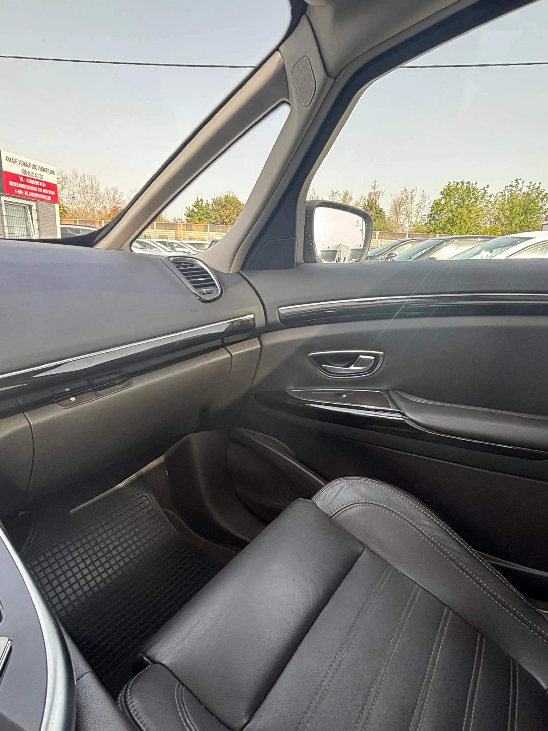Renault Espace Espace Initiale Paris Energy dCi 160 EDC Initiale Paris — photo 10