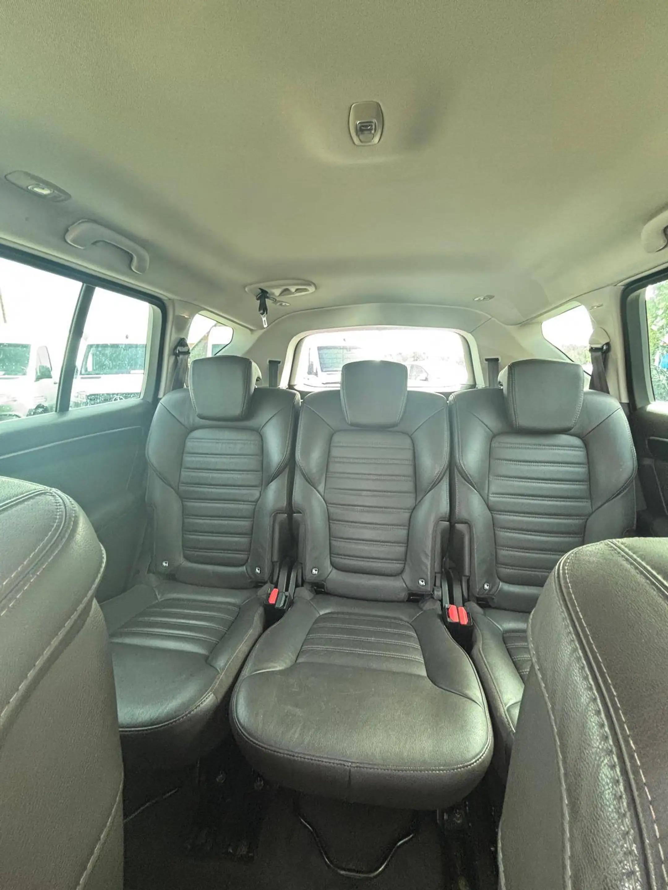 Renault Espace Espace Initiale Paris Energy dCi 160 EDC Initiale Paris — photo 14