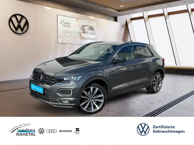 Volkswagen T-Roc 1.5 TSI Sport DSG R-Line LED NAVI 19'' AHK  ACC BL