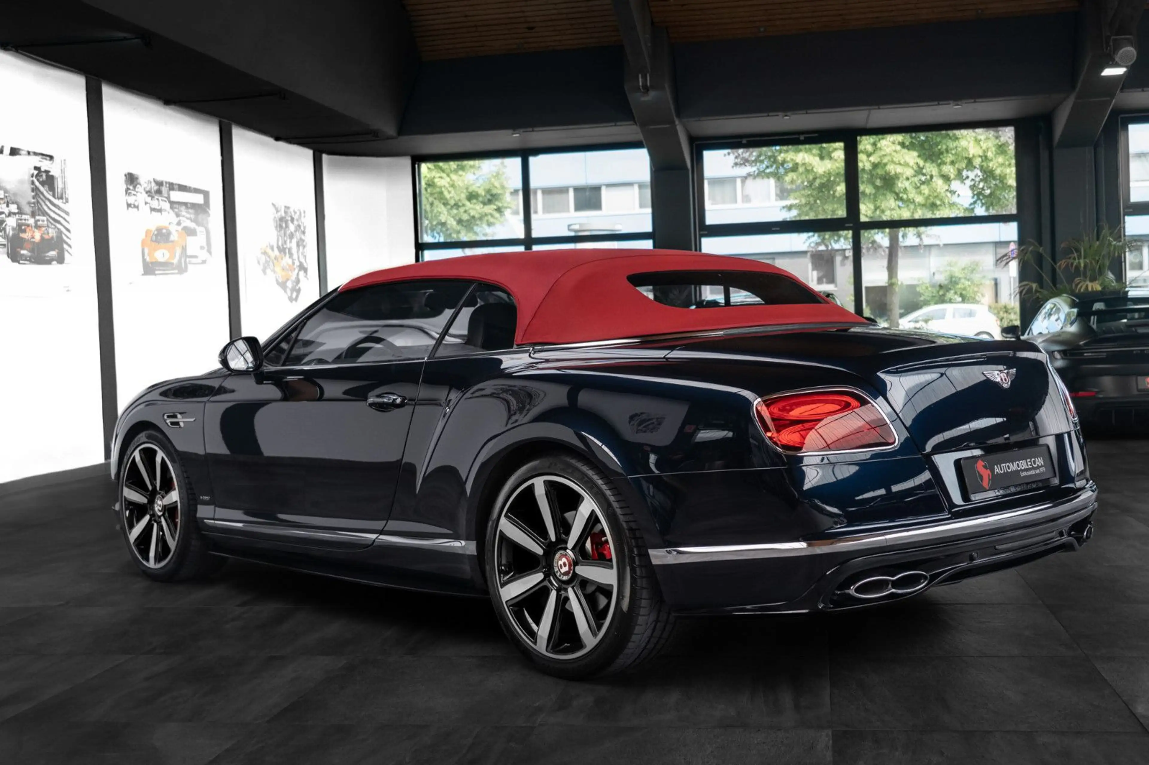 Bentley Continental GTC V8 S Convertible 528PS Mulliner — photo 3