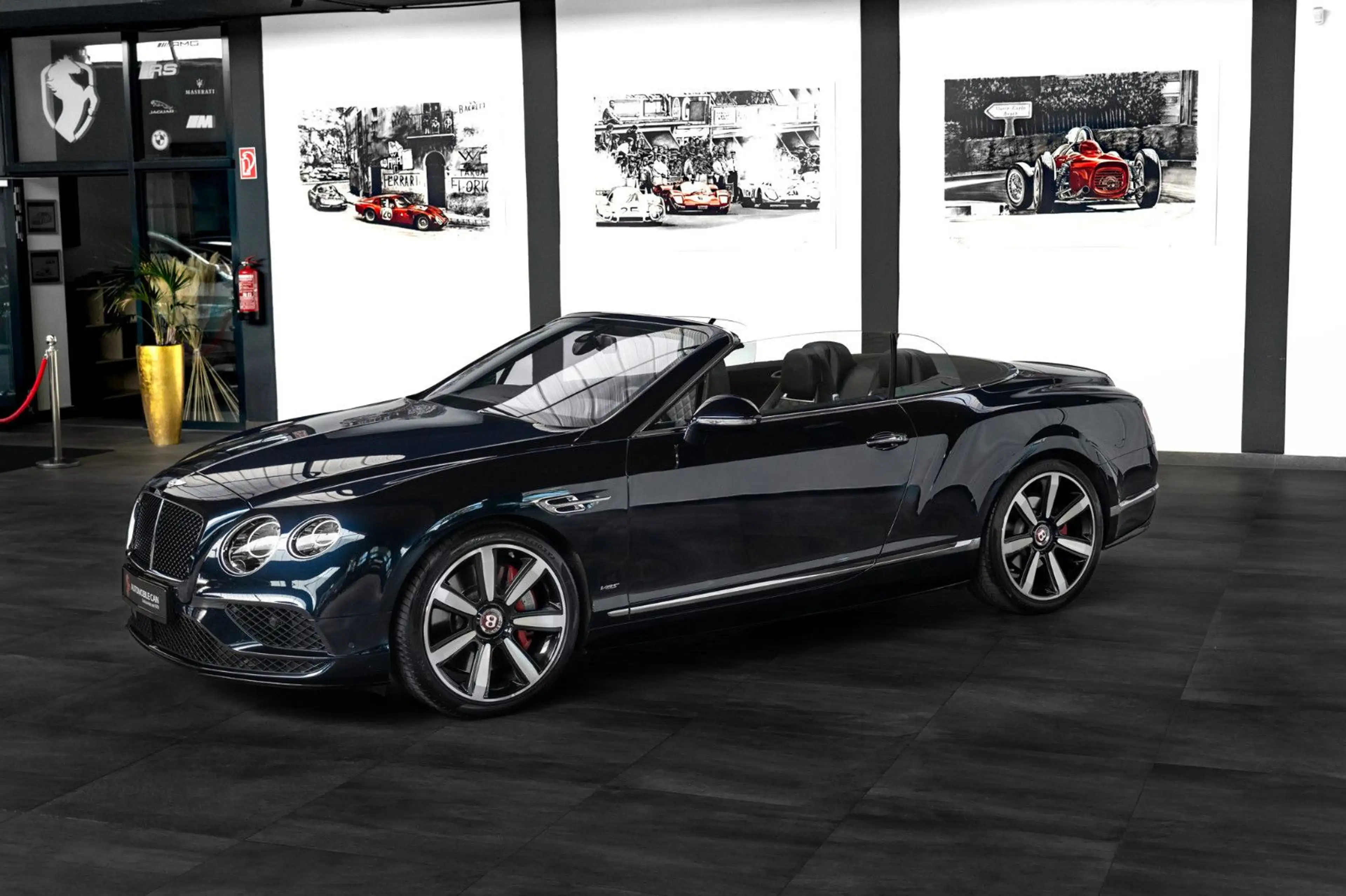 Bentley Continental GTC V8 S Convertible 528PS Mulliner — photo 11