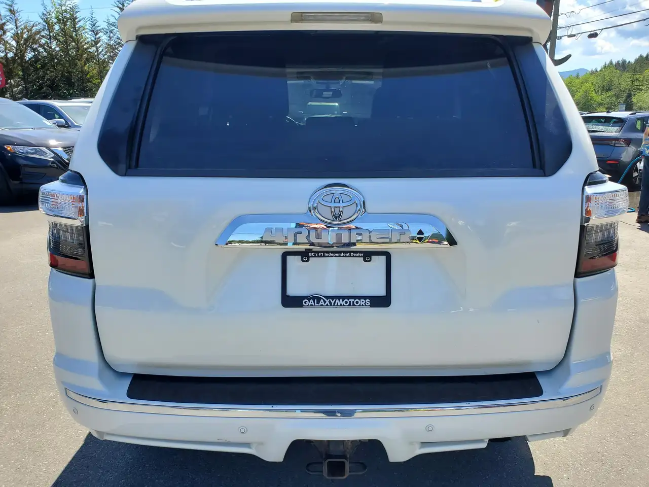 Toyota 4-Runner снимка Toyota 4-Runner