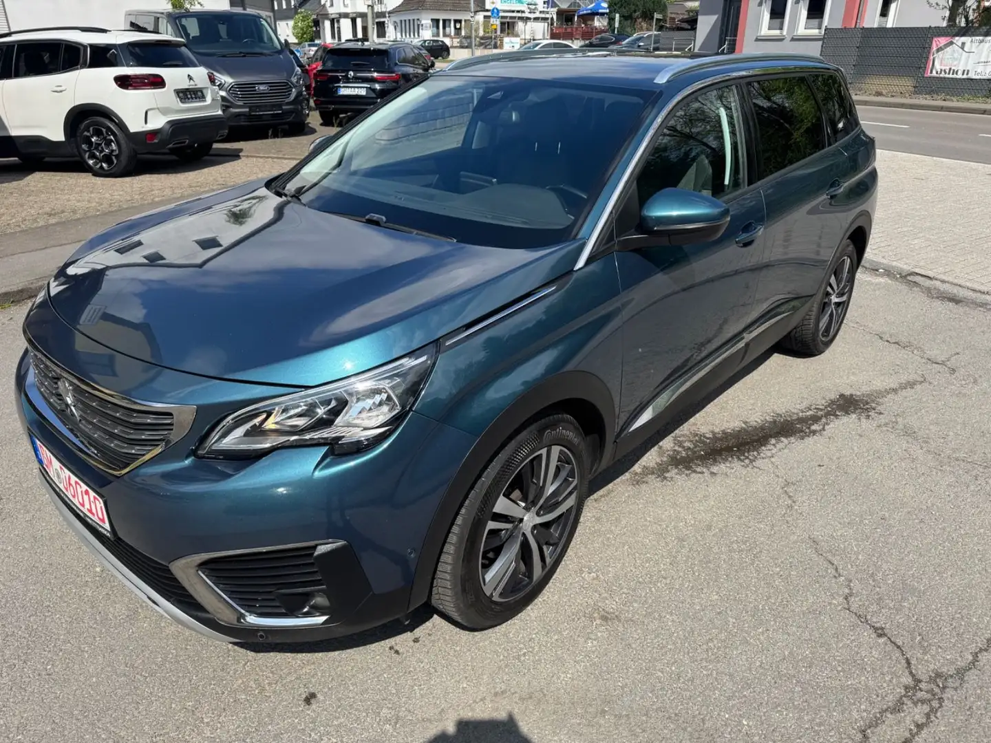 Peugeot 5008 AllureAut.NaviLeder7SitzKameraAhk45Tkm Gris - 2