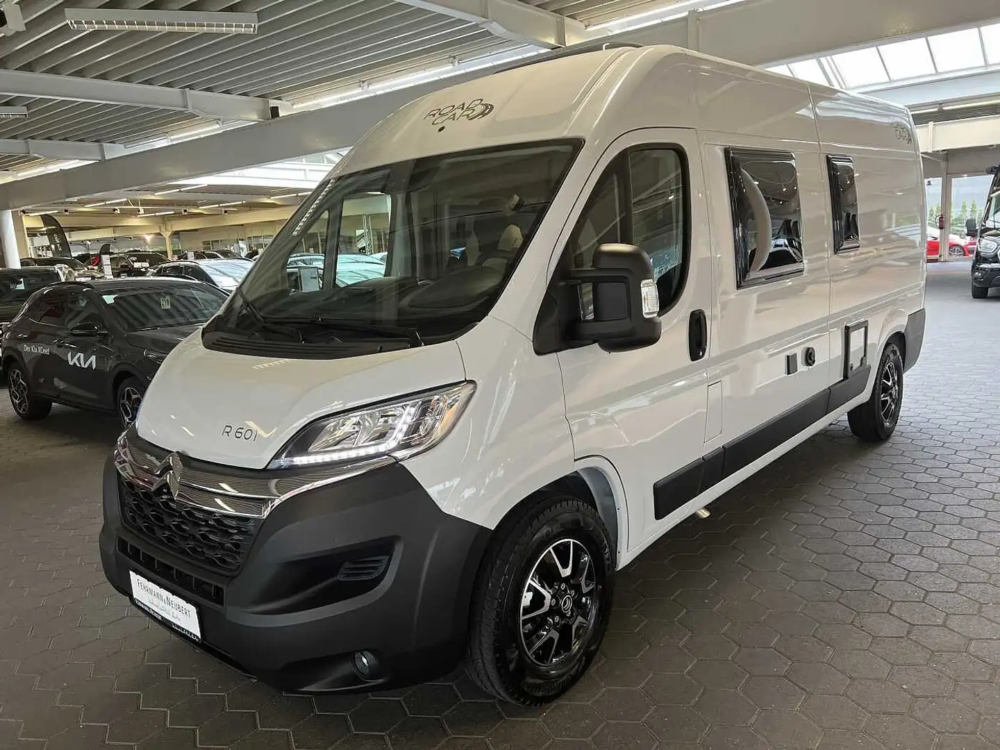 Roadcar R601 Mega Chassis 16 Zoll Isofix*sofort* Weiß - 1