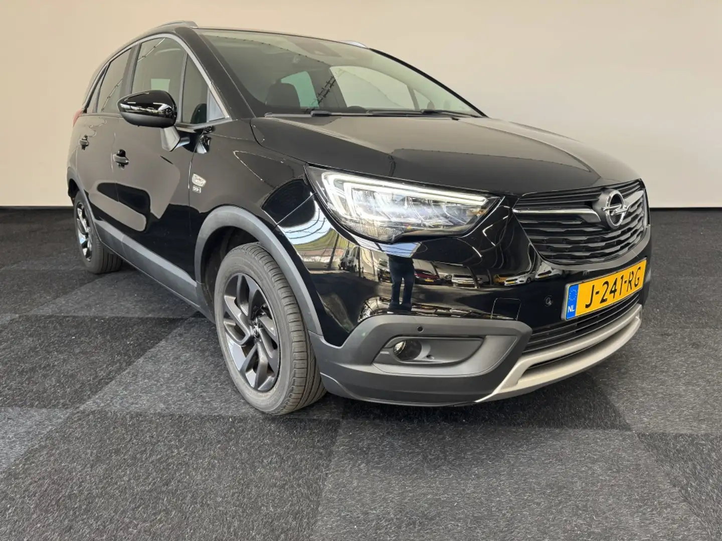 Opel Crossland X 1.2 Ed. 2020 Noir - 1