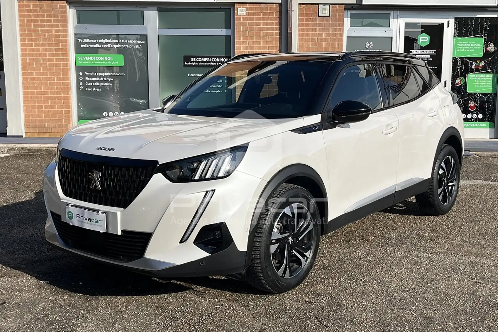 Peugeot 2008 2008 PureTech 130 S&S EAT8 GT Wit - 1