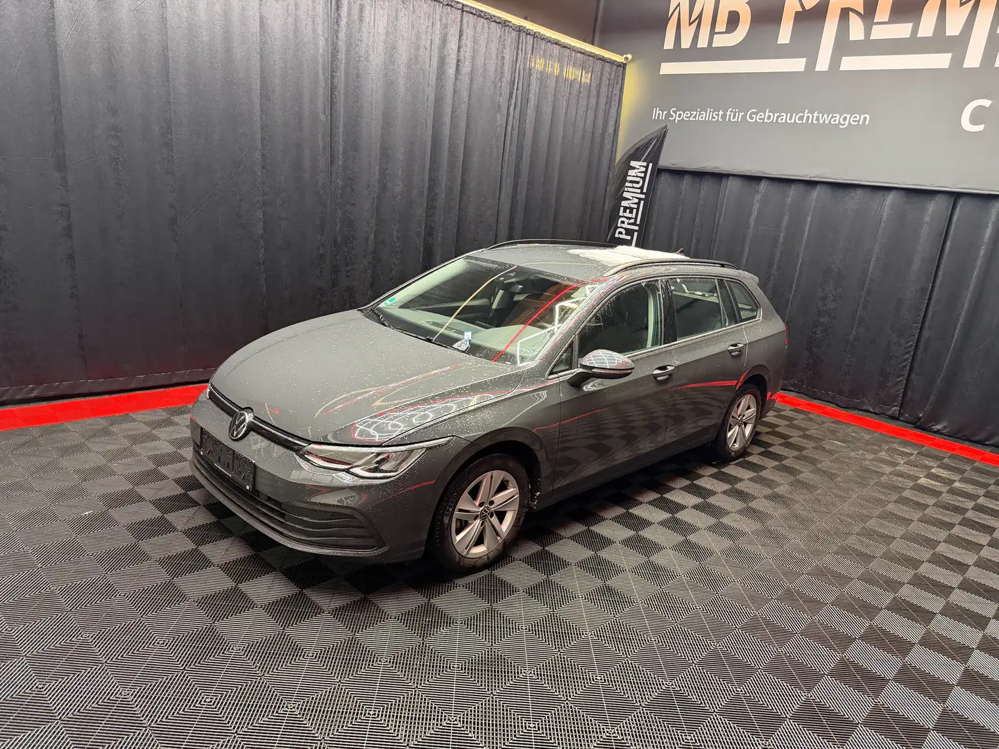 Volkswagen Golf Variant Life *AHK*LED*VIRTUAL*KAMERA* Grau - 1