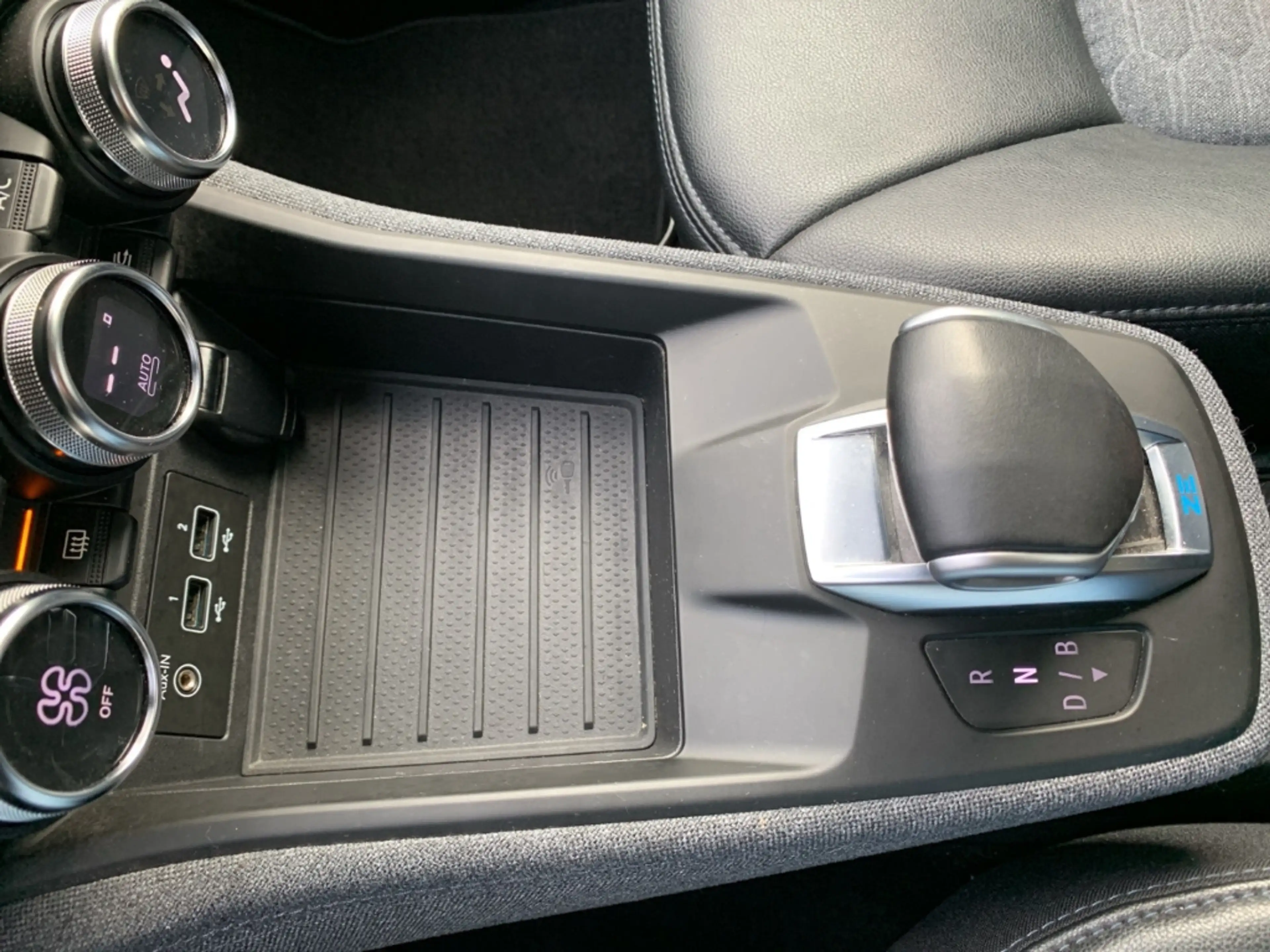 Renault ZOE INTENS R135 Z.E. 50 Intens NAVIGATION+SITZHEIZUNG — photo 19