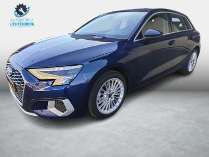 Audi A3 Sportback 30 TFSI Advanced edition Stoelverwarming