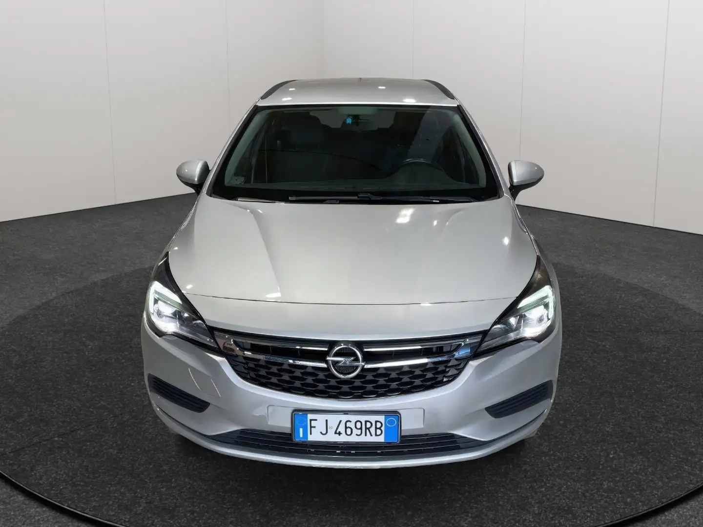 Opel Astra Sports Tourer 1.6 cdti 110cv Business Silber - 2