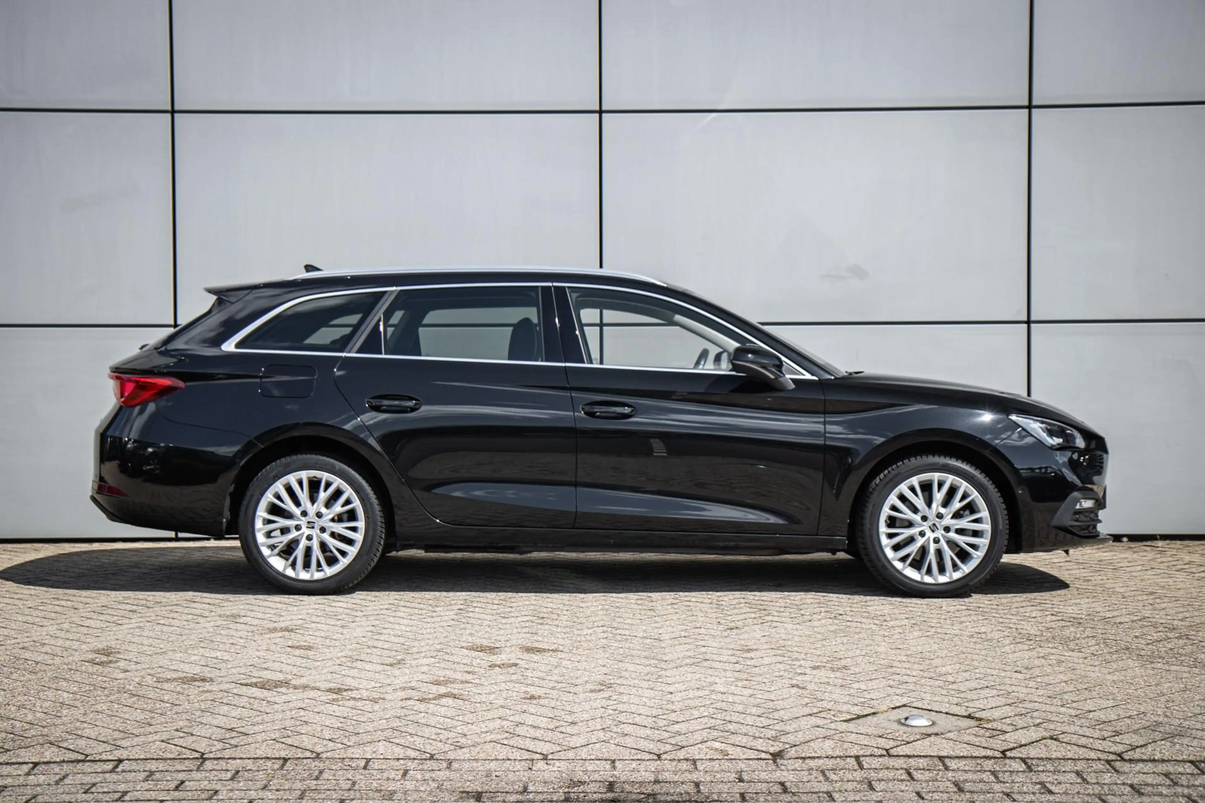 SEAT Leon e-Hybrid Sportstourer 1.4 TSI eHybrid 204pk PHEV FR Busines — photo 3