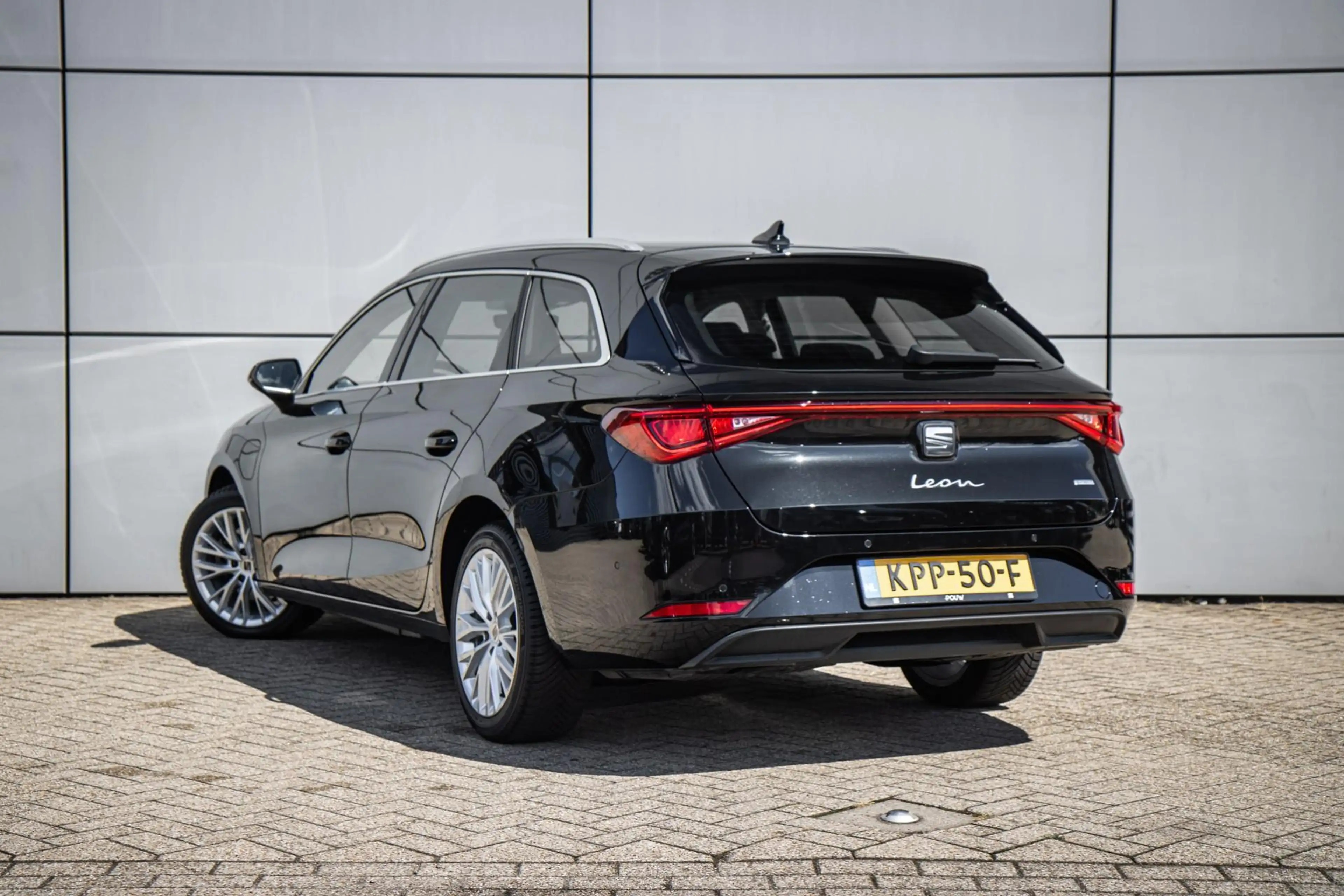 SEAT Leon e-Hybrid Sportstourer 1.4 TSI eHybrid 204pk PHEV FR Busines — photo 12