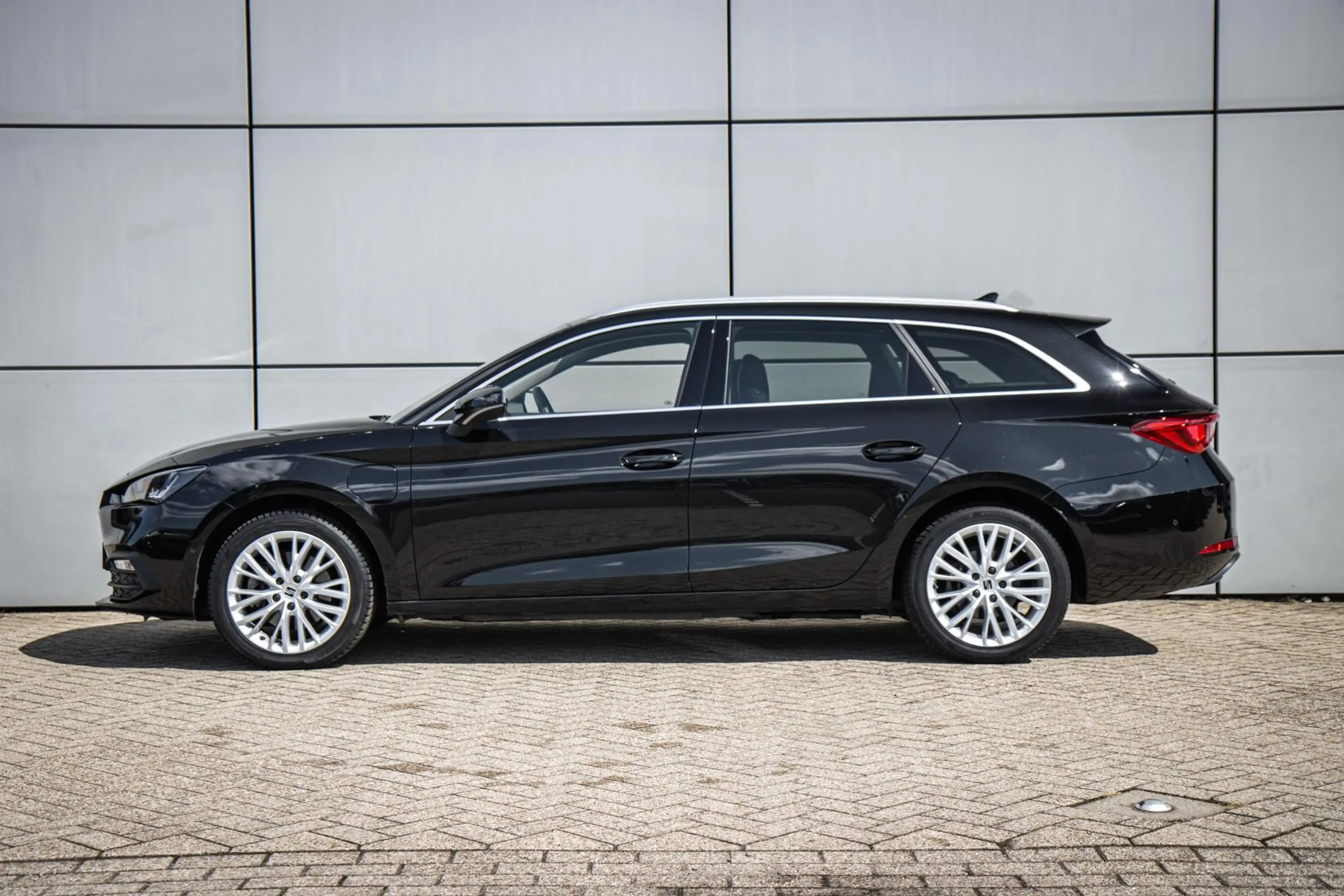 SEAT Leon e-Hybrid Sportstourer 1.4 TSI eHybrid 204pk PHEV FR Busines — photo 13