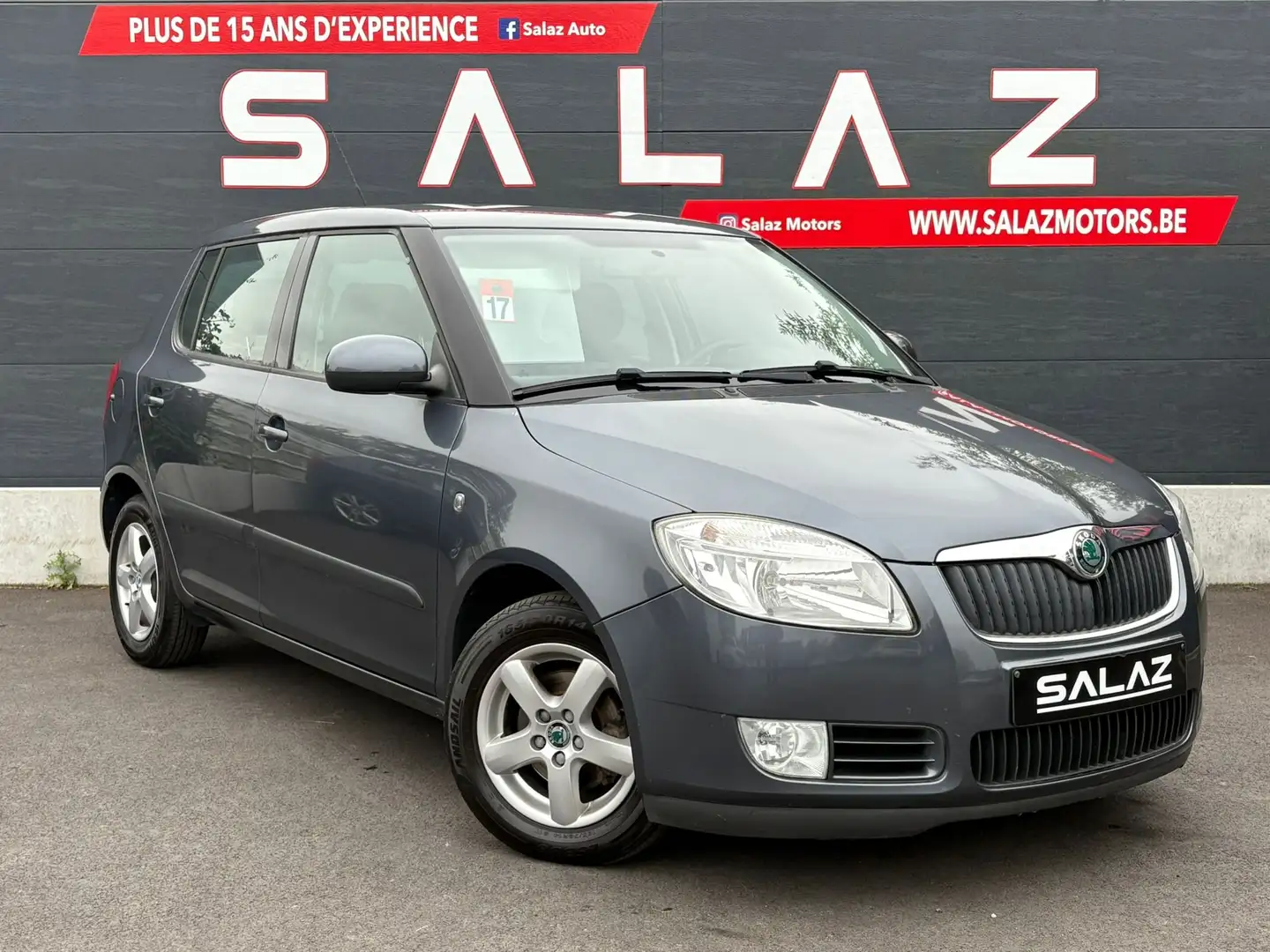 Skoda Fabia 1.4 TDi_76000KMS-1ER PROP_5PORTES_DIESEL Gris - 1
