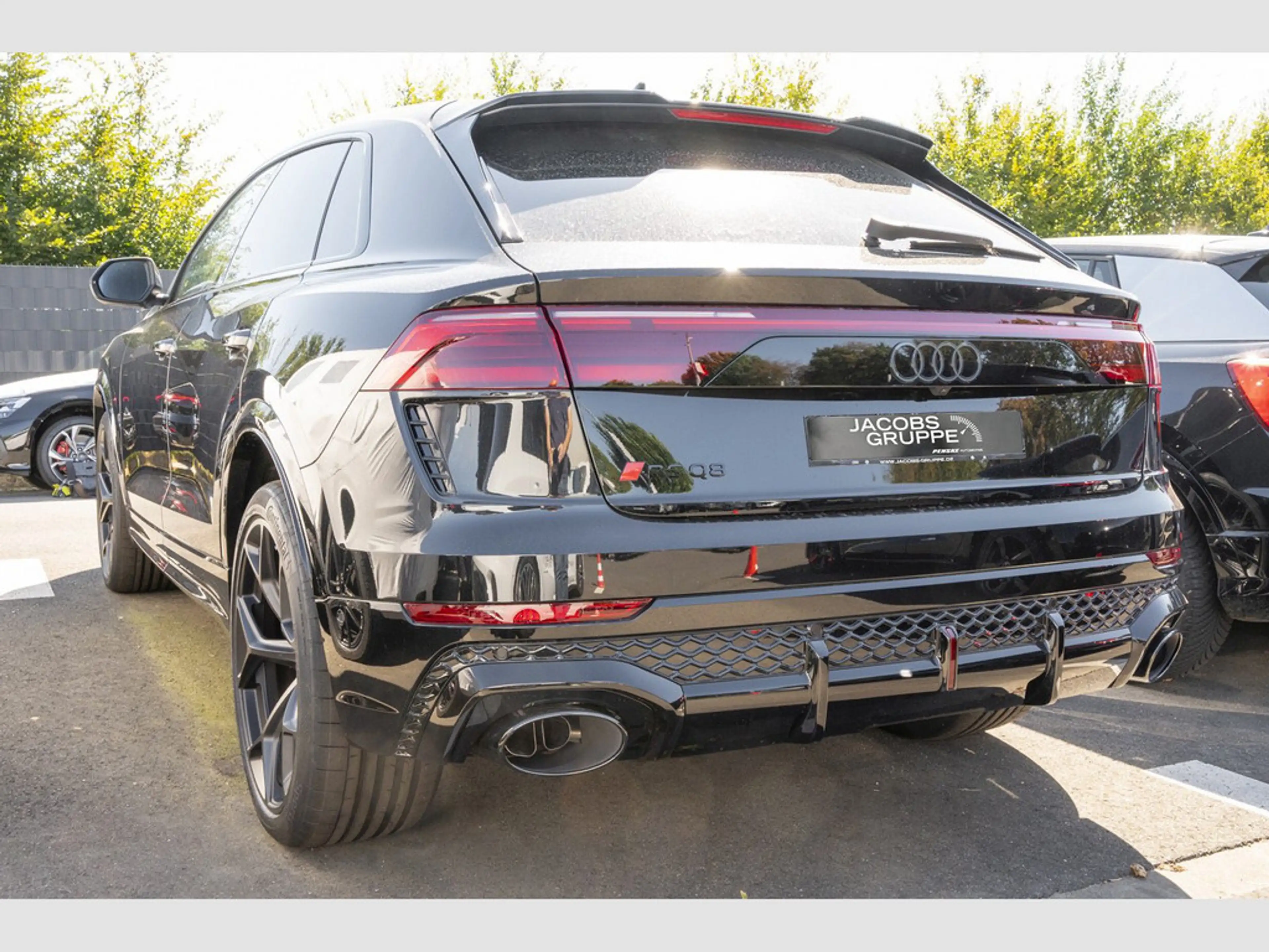 Audi RS Q8 SUV performance 471 kW tiptronic Pano/AHK/Bang & Olufsen/Optikpa — photo 5