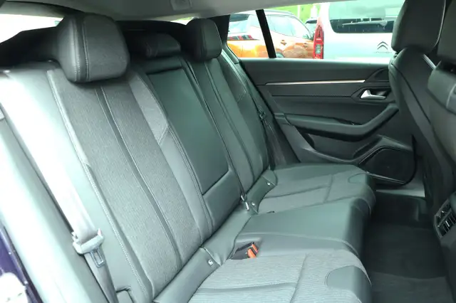 Peugeot 508 view 8