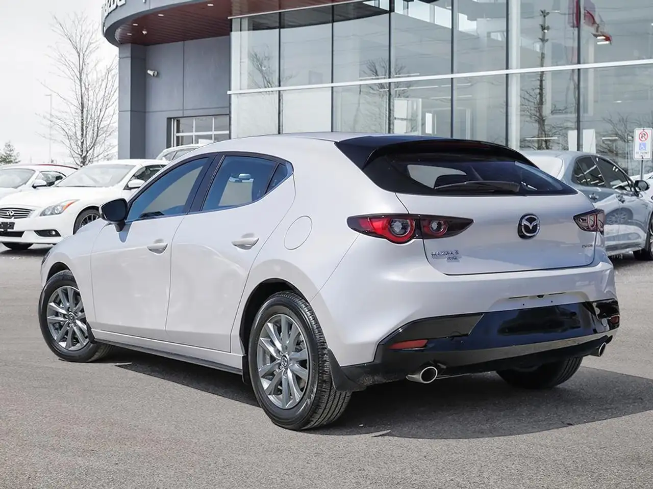 Mazda 3 снимка Mazda 3