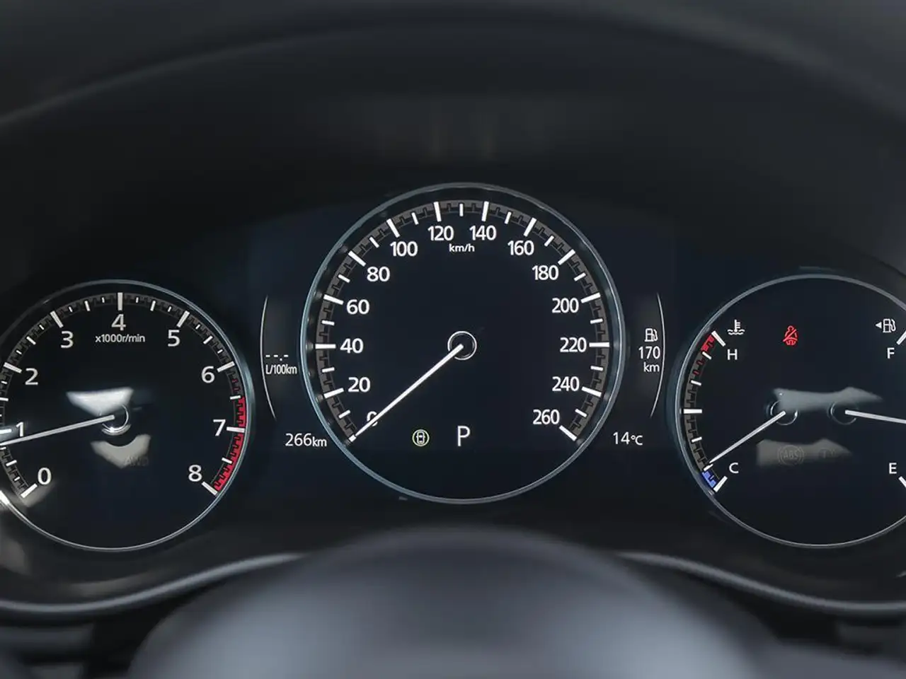 Mazda 3 снимка Mazda 3