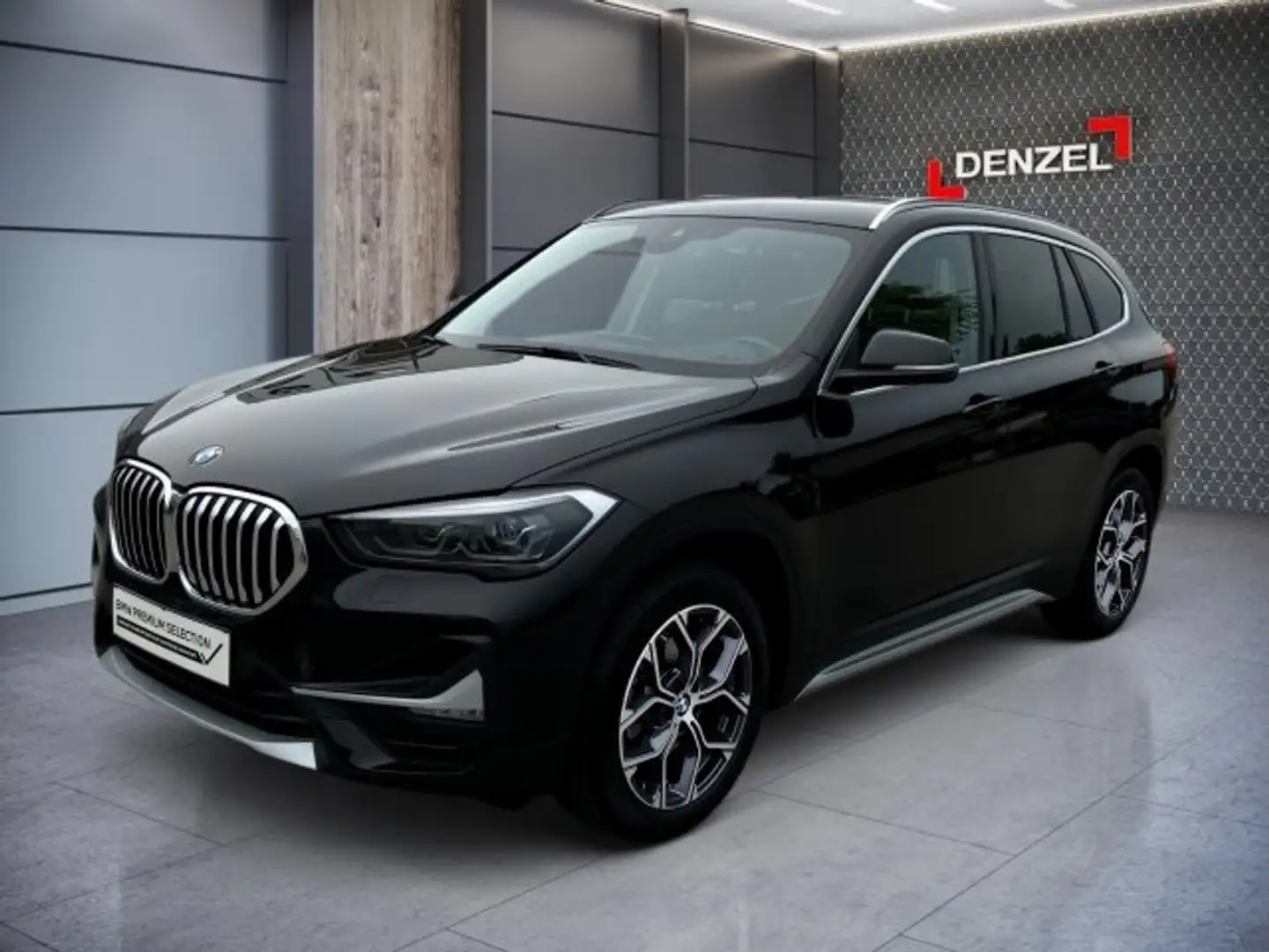 BMW X1 xDrive18d F48 Schwarz - 1