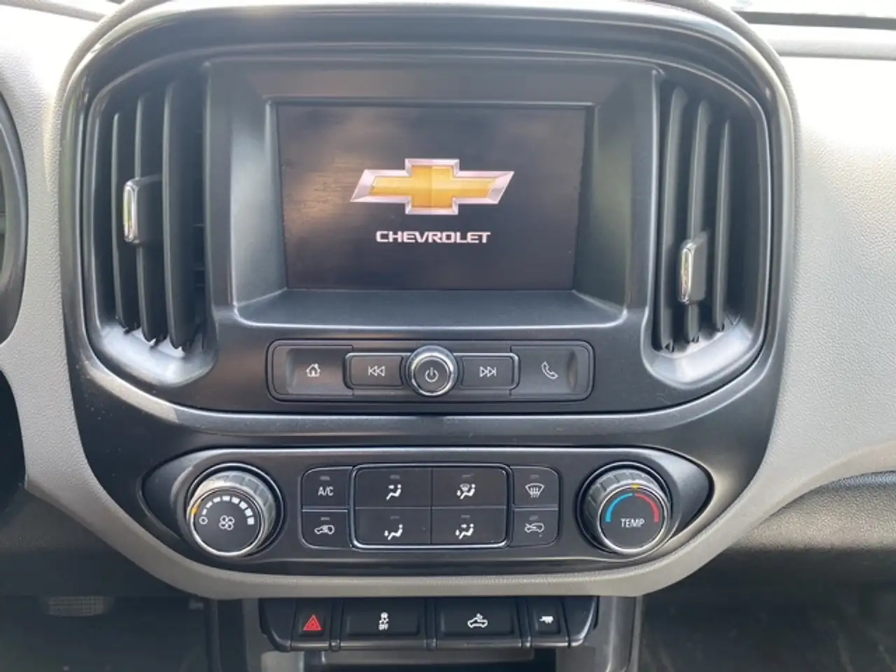 Chevrolet Colorado снимка Chevrolet Colorado