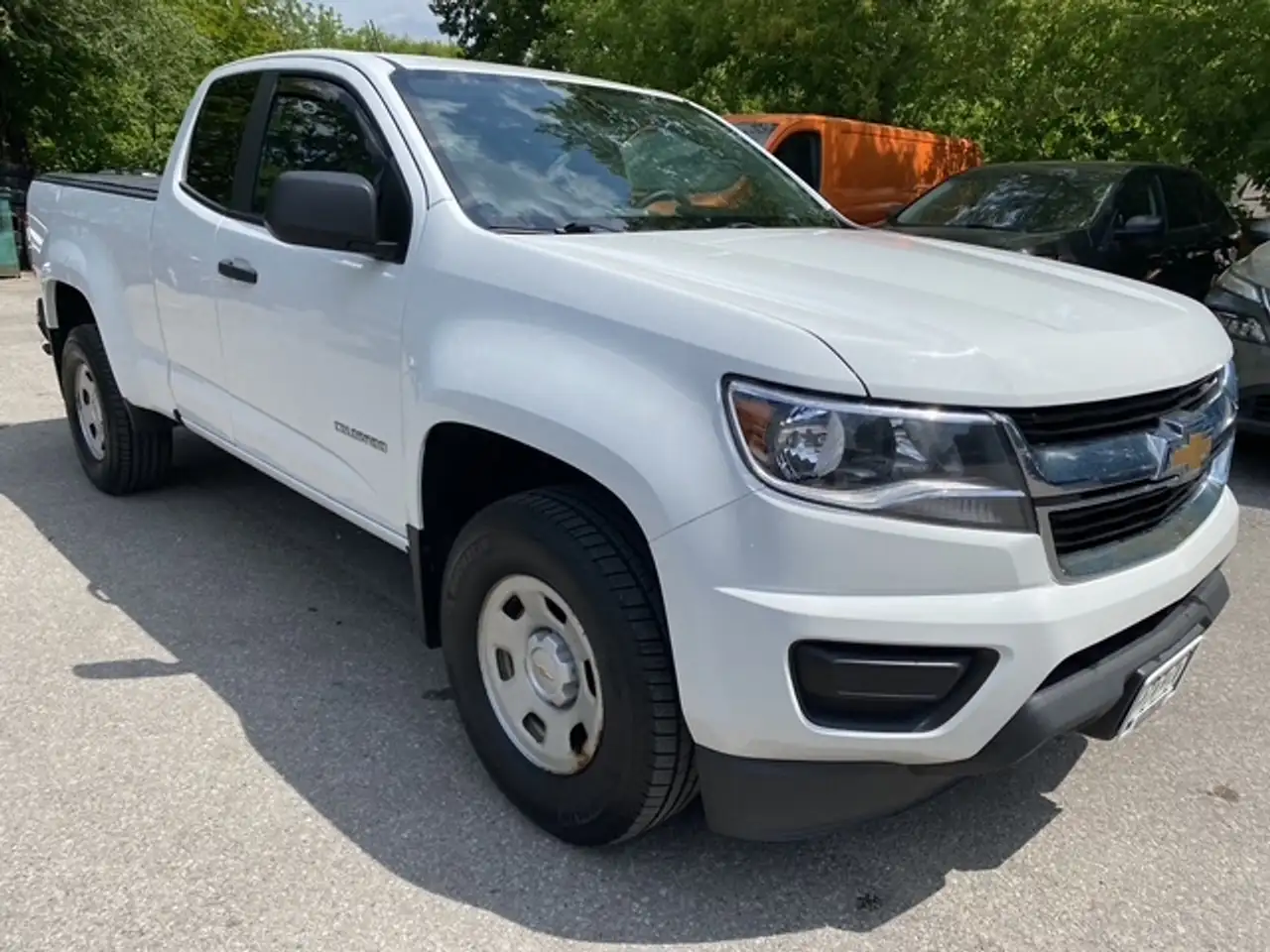 Chevrolet Colorado снимка Chevrolet Colorado
