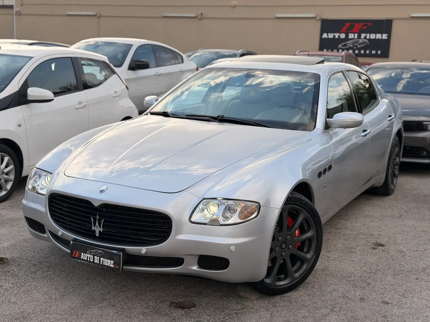 Maserati Quattroporte 4.2 400Cv Executive GT MOTORE *FERRARI* Tetto BOSE Argintiu - 1