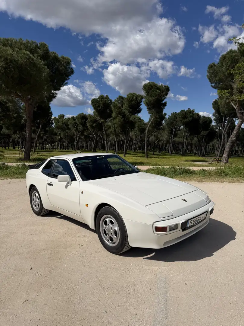 Porsche 944 II - 1