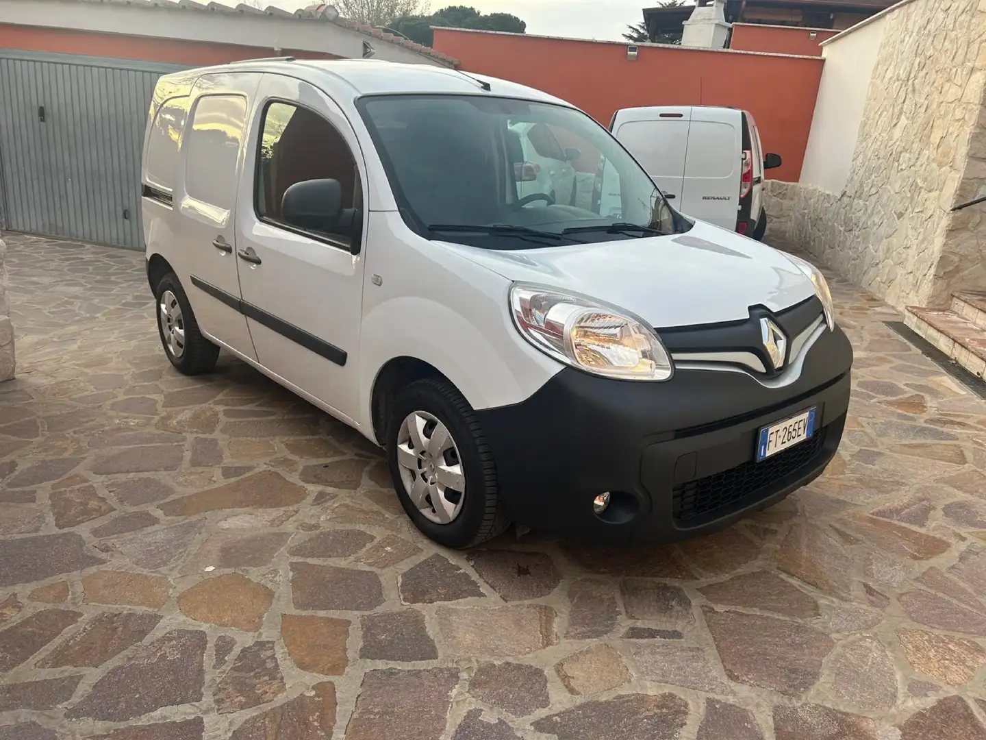 Renault Kangoo 1.5 dci 90cv fap - 1