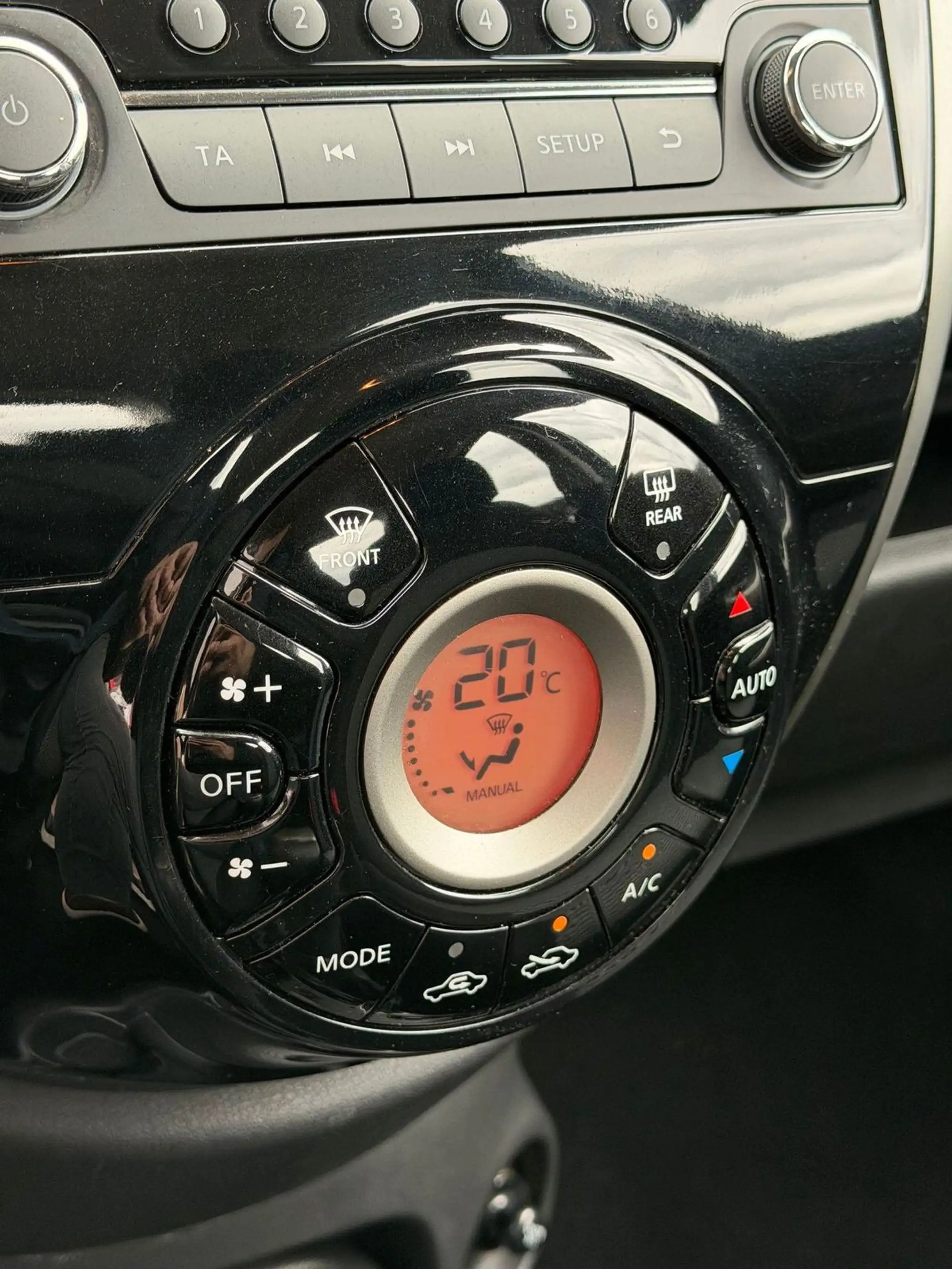 Nissan Micra Acenta TÜV neu 8-fach bereift Klima SHZ — photo 7