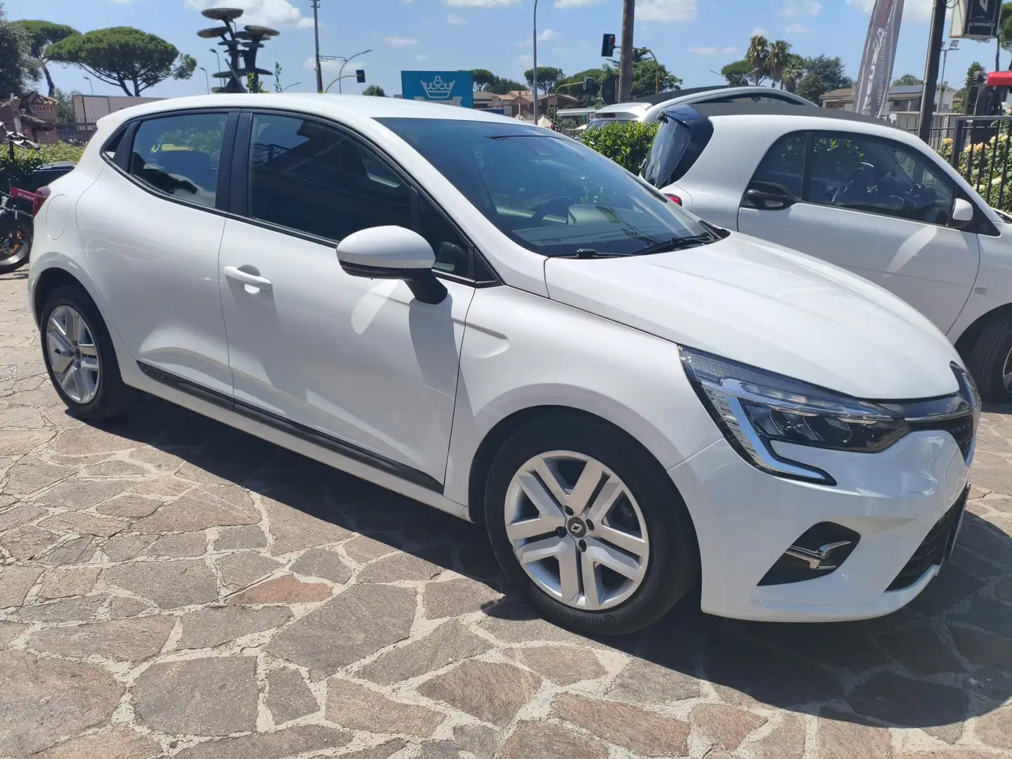 Renault Clio Clio V 2019 1.5 blue dci Business 100cv Bianco - 1
