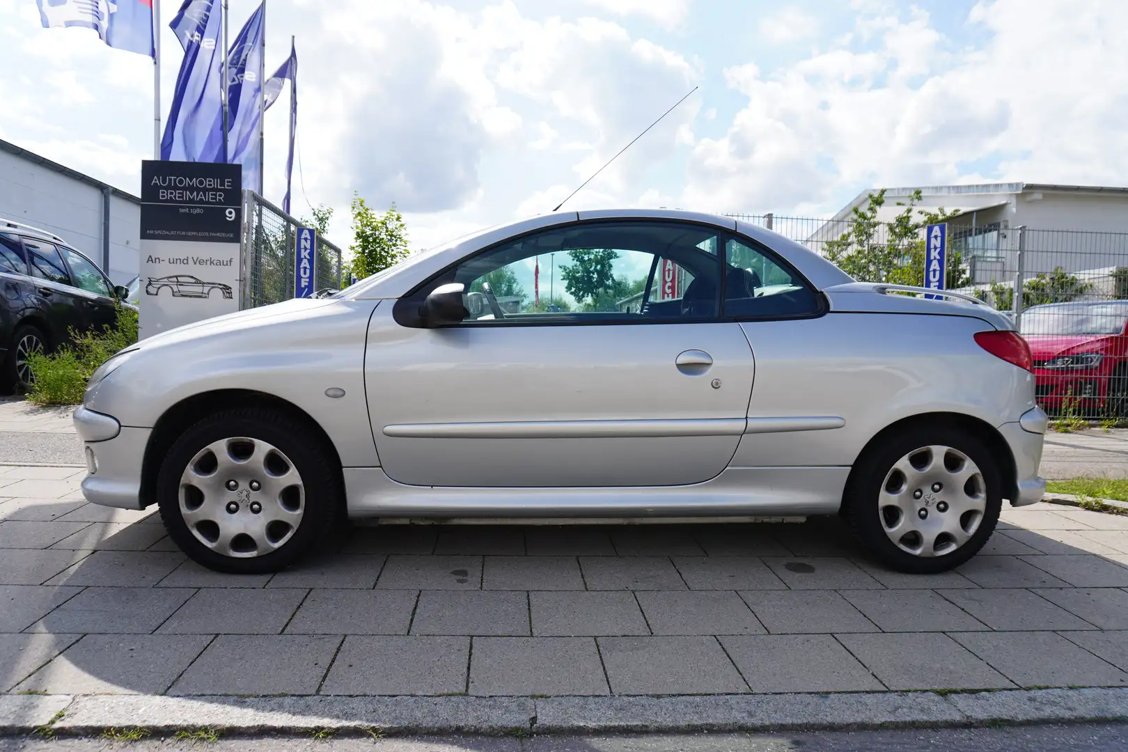 Peugeot 206 CC 110 AUTOMATIK*TÜV NEU*109 PS*SHZG* Argento - 2