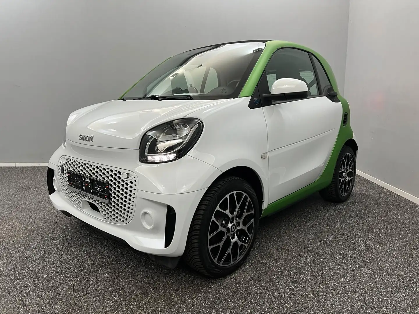 smart forTwo Prime LEDER*DAB*ALUFELGEN*BORDLOADER*TOP Weiß - 1