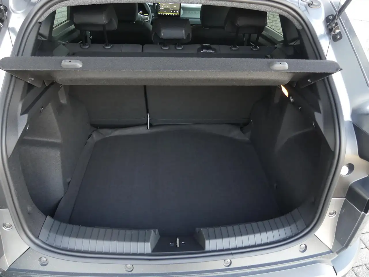 Dacia Duster 1.6 HYBRID EXTREME 140PK AUTOMAAT NAVI/360CAMERA/C 10