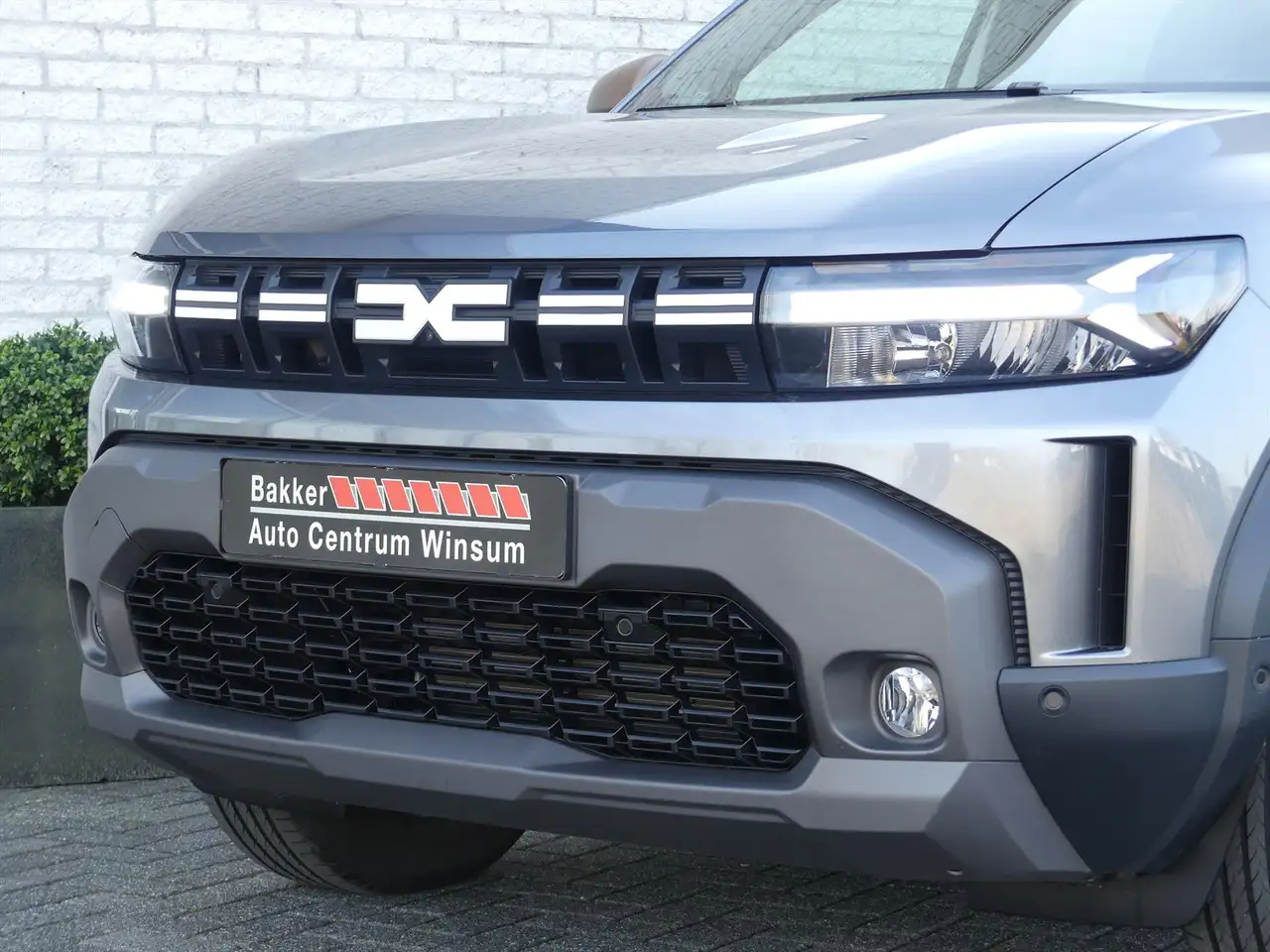 Dacia Duster 1.6 HYBRID EXTREME 140PK AUTOMAAT NAVI/360CAMERA/C 4