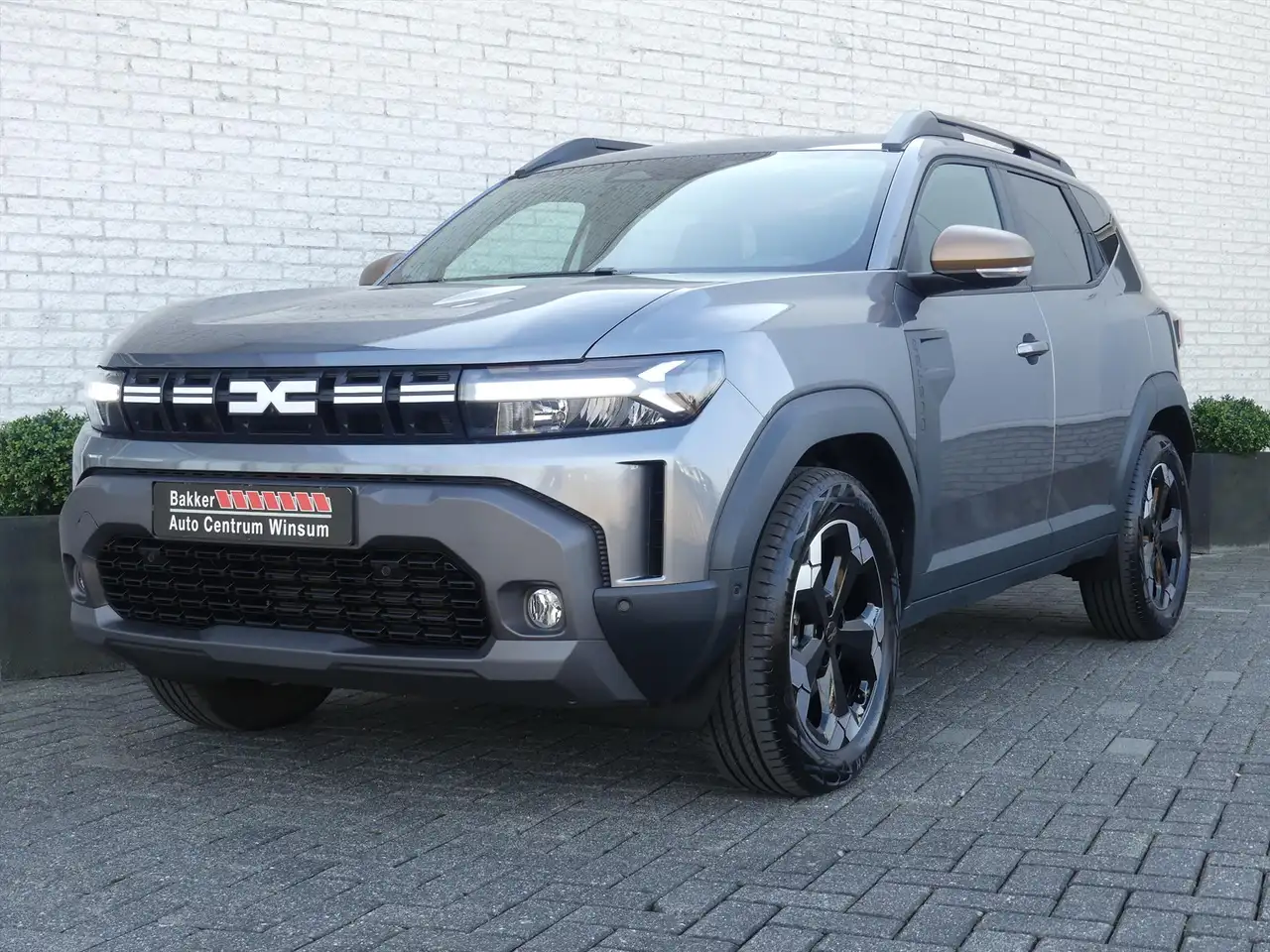 Dacia Duster 1.6 HYBRID EXTREME 140PK AUTOMAAT NAVI/360CAMERA/C 3