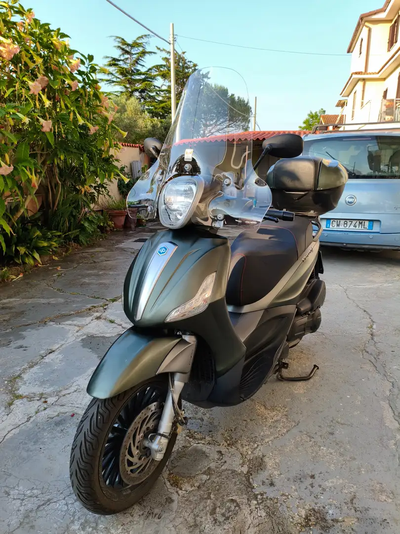 Piaggio Beverly 300 Verde - 1