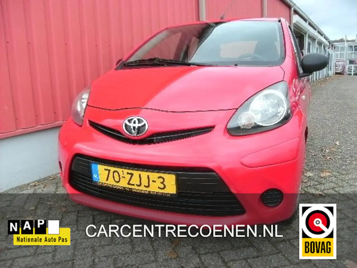 Toyota Aygo 1.0 VVT-i Access Rood - 1