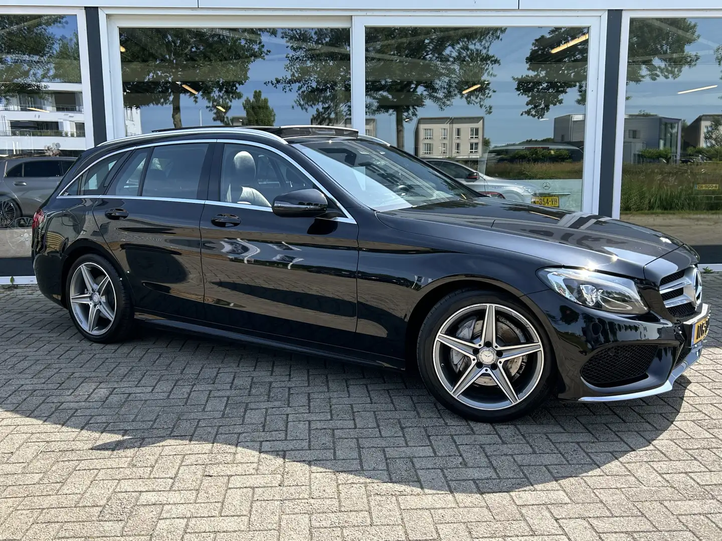Mercedes-Benz C 180 Estate AMG Sport Edition 50% deal 11.475,- ACTIE L Noir - 1