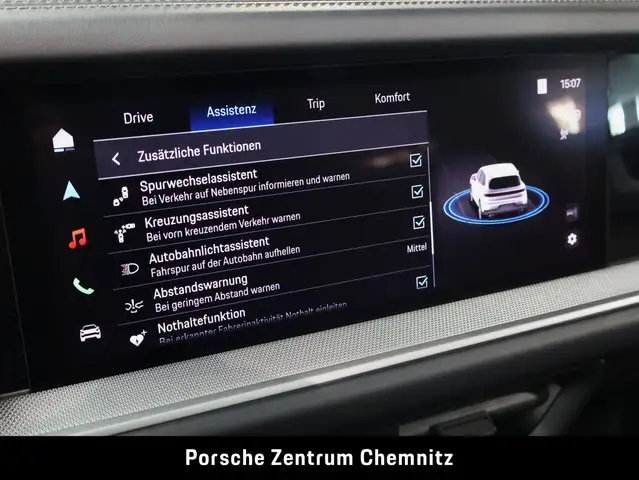 Porsche Cayenne view 18
