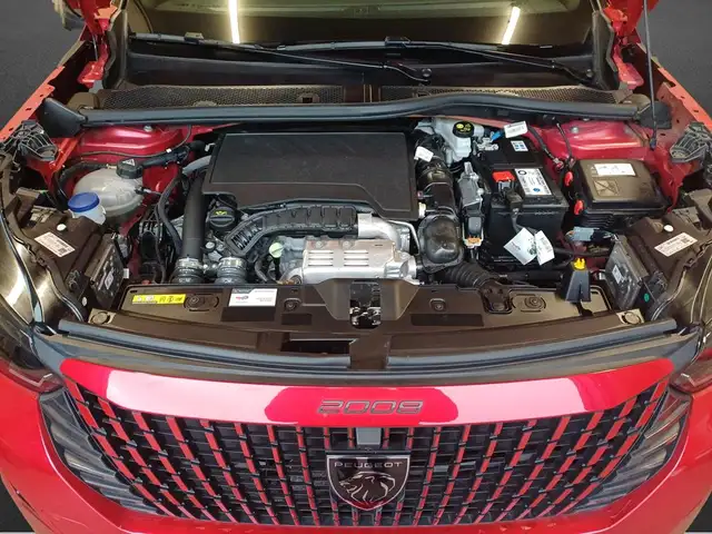 Peugeot 2008 view 8