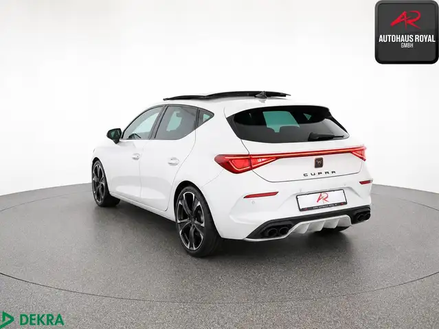Cupra Leon view 3