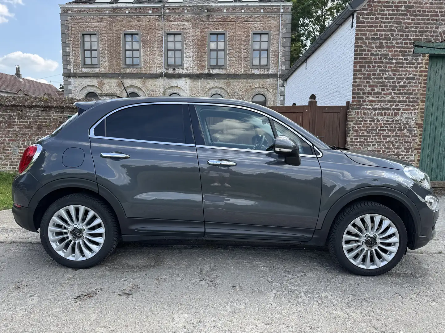 Fiat 500X 1.4 MultiAir Lounge DCT Grijs - 2