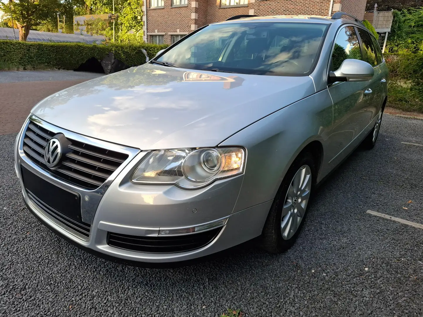 Volkswagen Passat Variant SW 1.6 CR TDi Trendline BMT Climat Navi Zilver - 1
