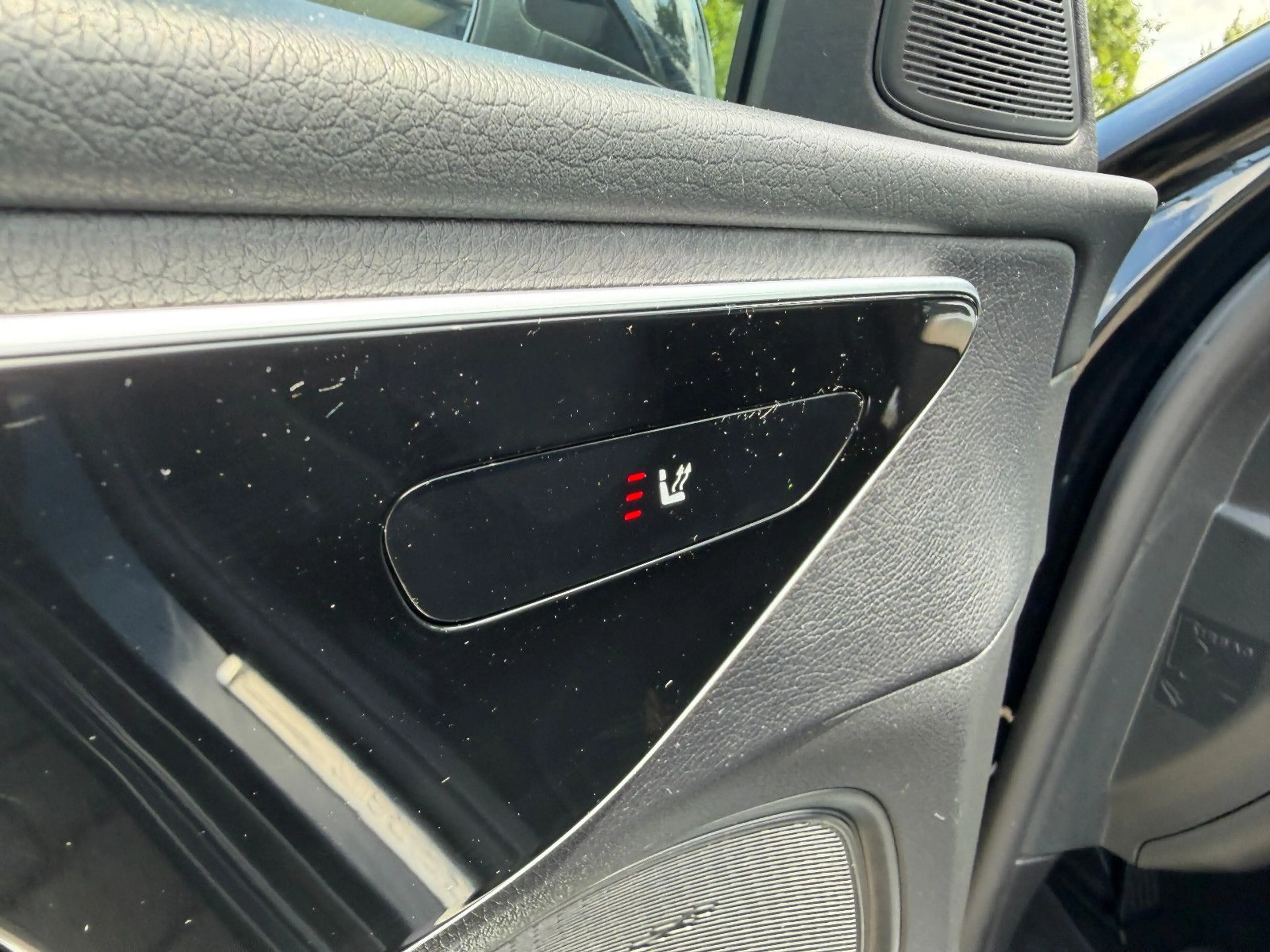 Mercedes-Benz C 300 e T 9G AVANTGARDE/LED+NAVI+RüKA+GRA+CARPLAY — photo 14