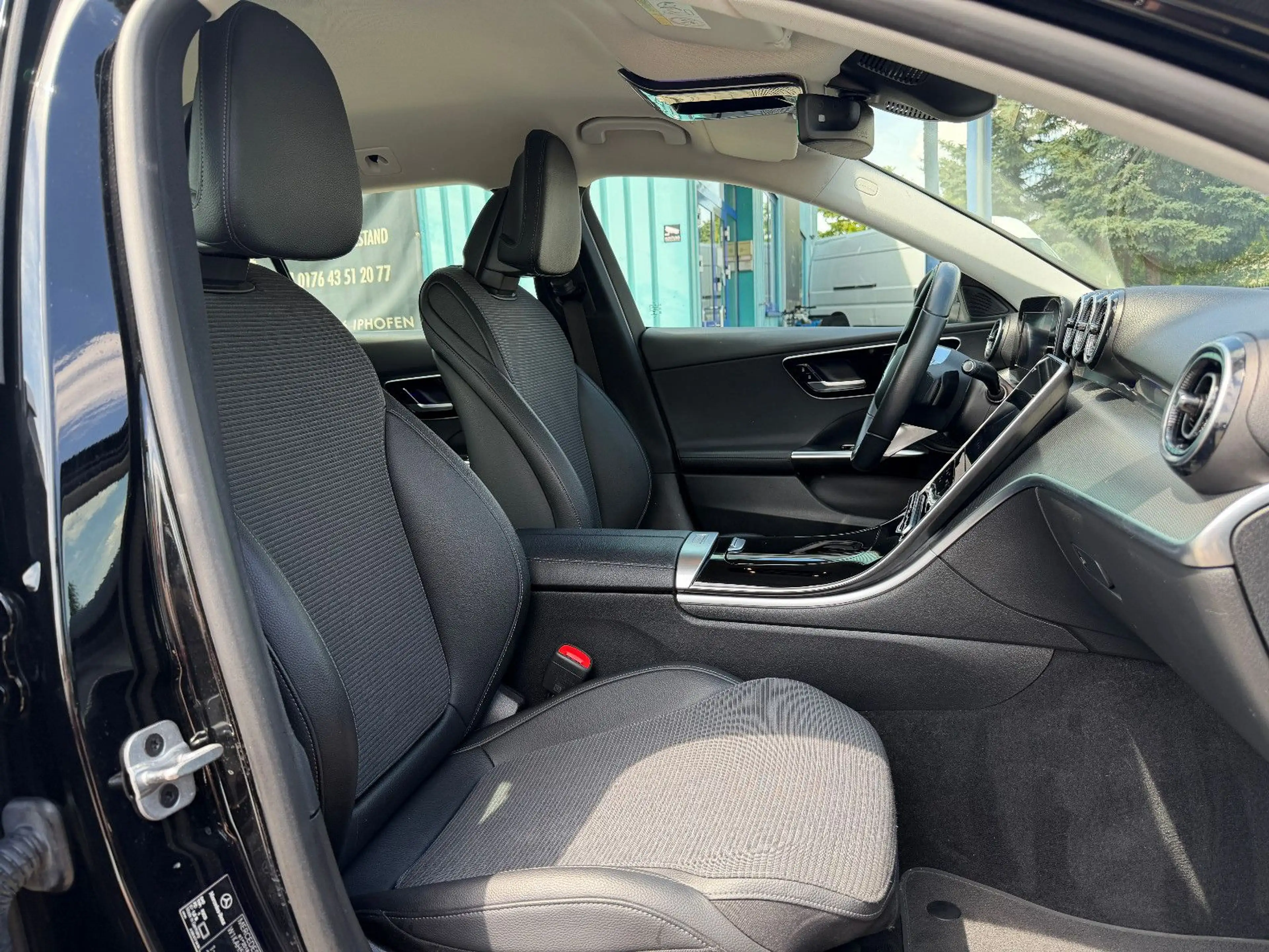 Mercedes-Benz C 300 e T 9G AVANTGARDE/LED+NAVI+RüKA+GRA+CARPLAY — photo 15