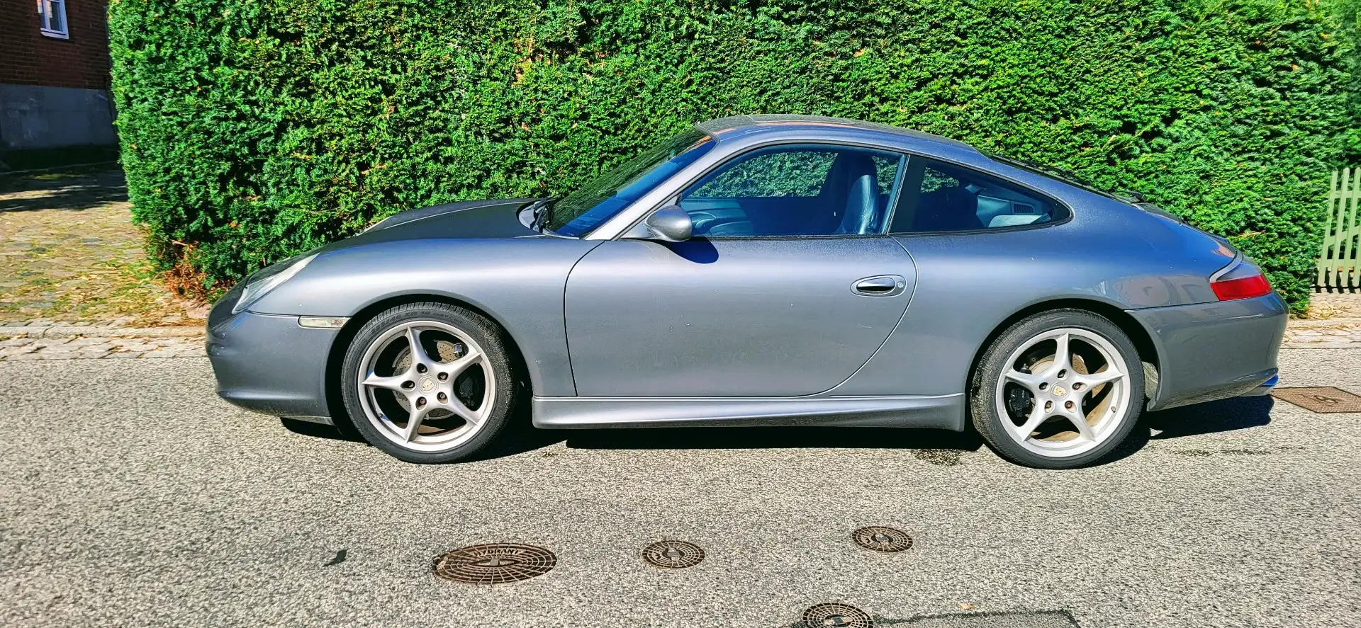 Porsche 996 911 Carrera Grau - 1
