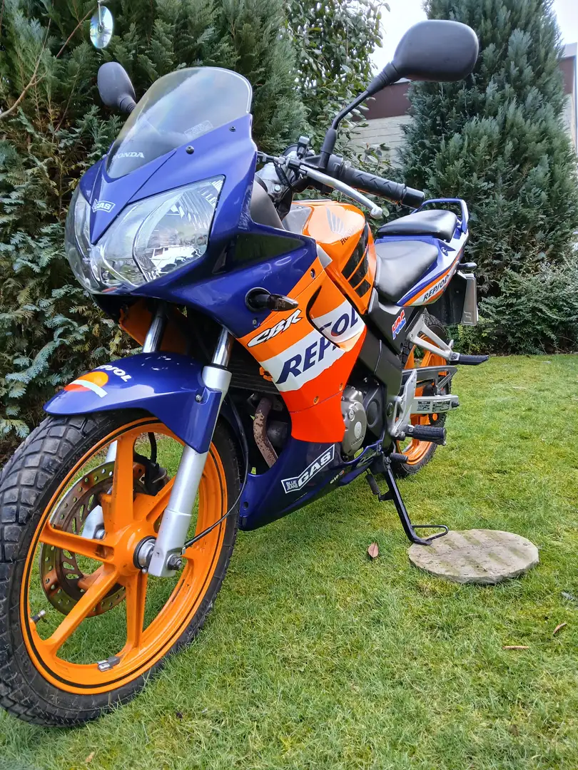 Honda CBR 125 Honda CBR 125 Repsol Bleu - 1