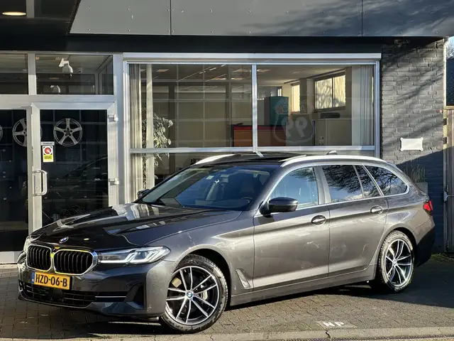BMW 540 5-serie Touring 540d xDrive High Executive M-SPORT