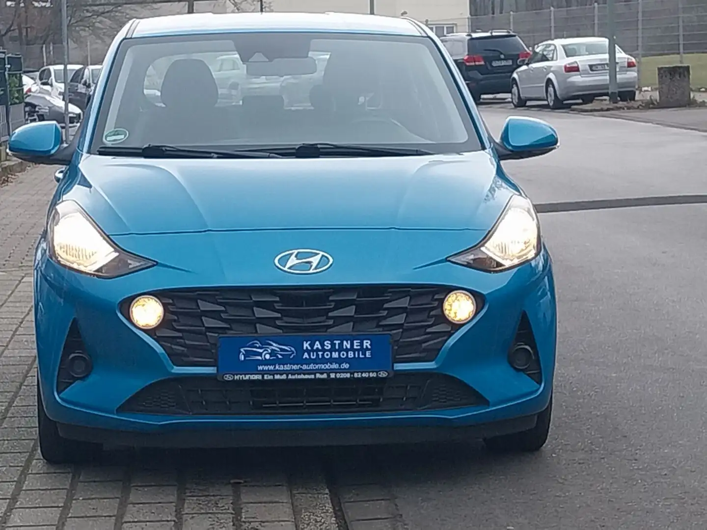 Hyundai i10 Trend Automatik, Sitzhzg, AndrAut, AppleCarP Blau - 2
