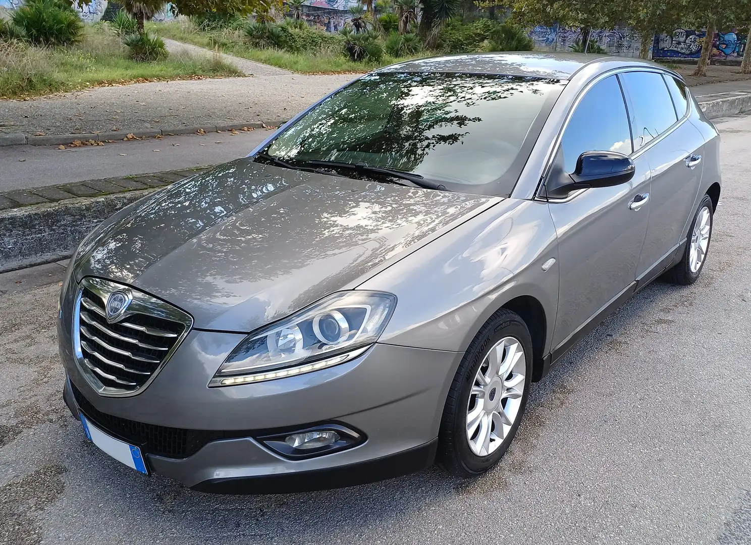 Lancia Delta Delta 1.6 mjt Gold 120cv dpf Grigio - 1